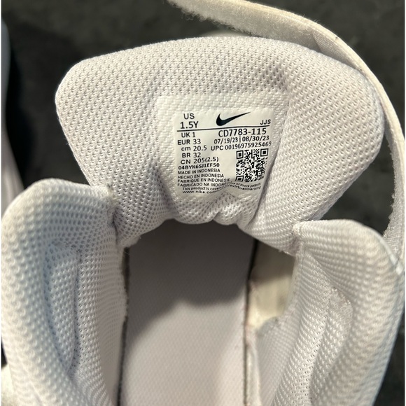 Nike Kids Court Borough Mid Shoes - Picture 6 of 7